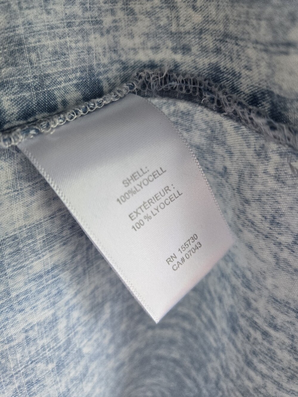 JANE + DELANCEY Light Blue Denim-Effect Ruffle Sleeve Lyocell Button Front Top - Picture 7 of 9